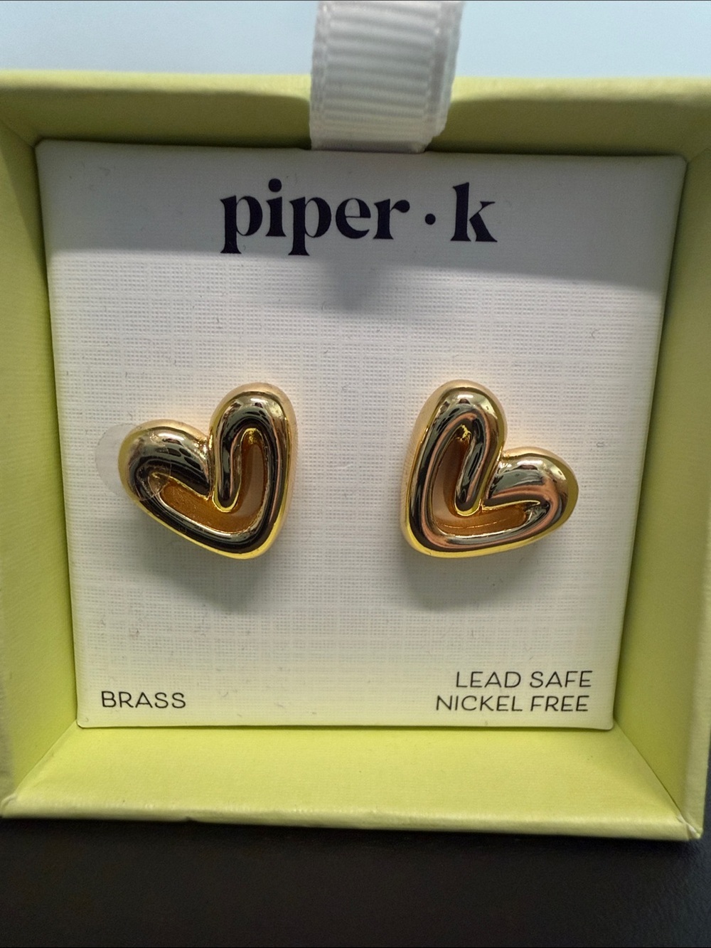 Piper K | Puffy Classic Style Heart Earrings